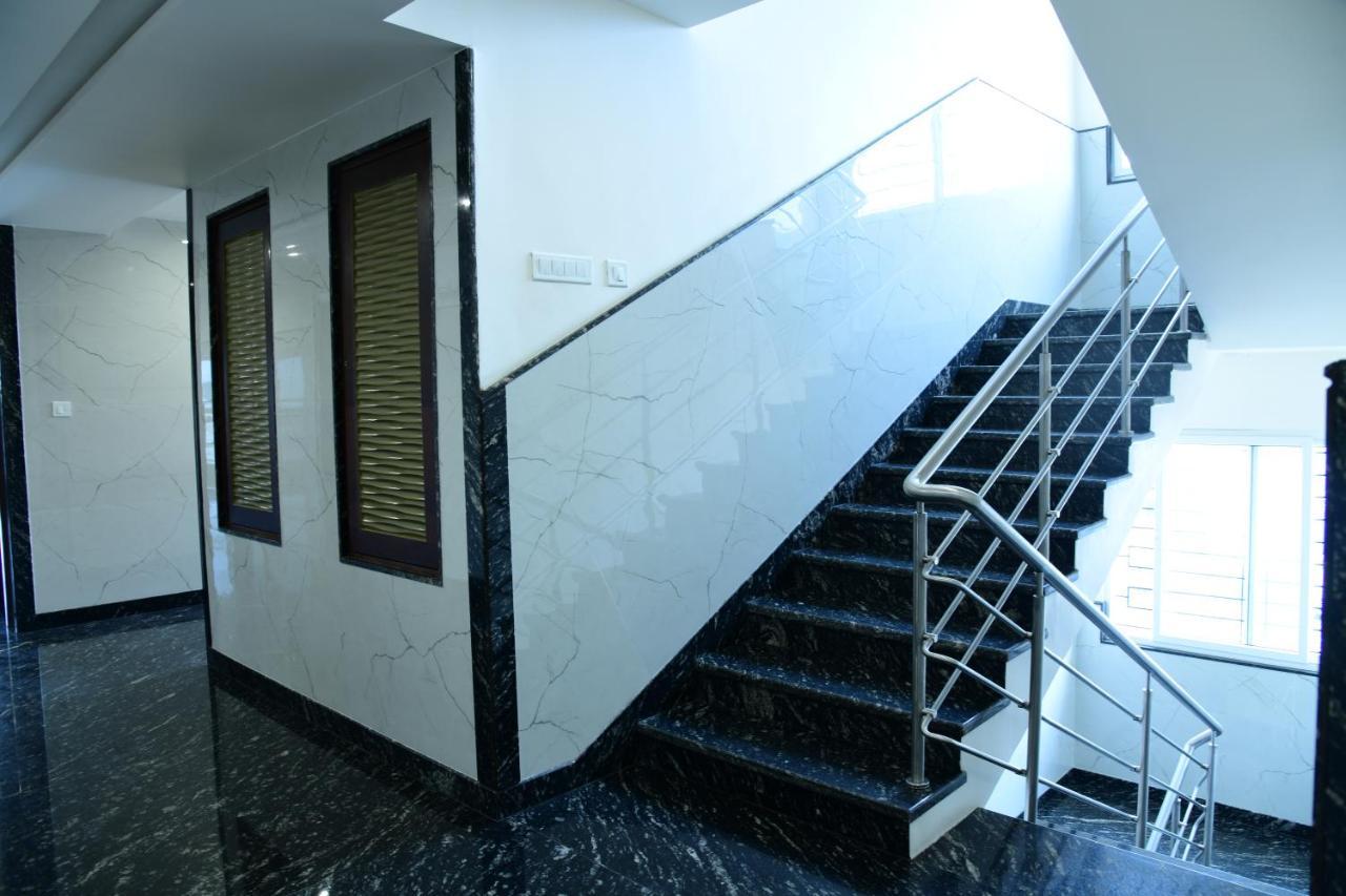 Hotel U.T.Elite 班加罗尔 外观 照片
